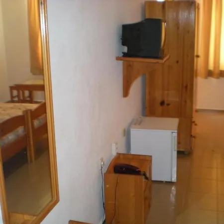 Family Astra Hotel